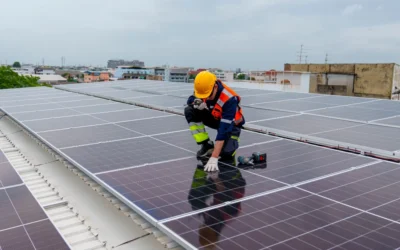 Diferencias entre Luminarias Solares Integradas y Panel Separado
