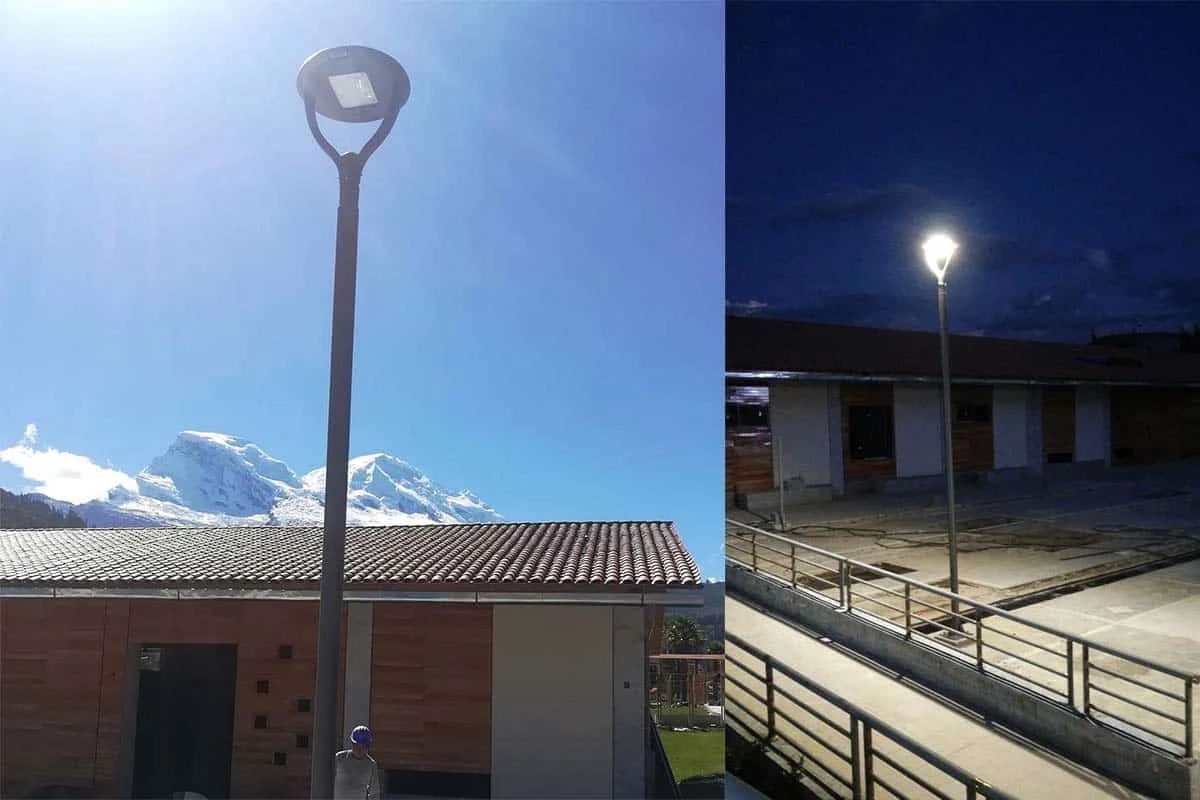 Farola LED ornamental instalada en un área exterior en Perú
