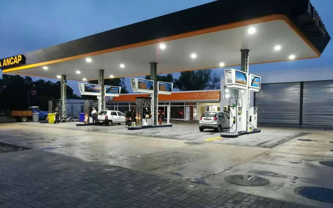 Iluminación LED para gasolineras: canopy y zonas ATEX